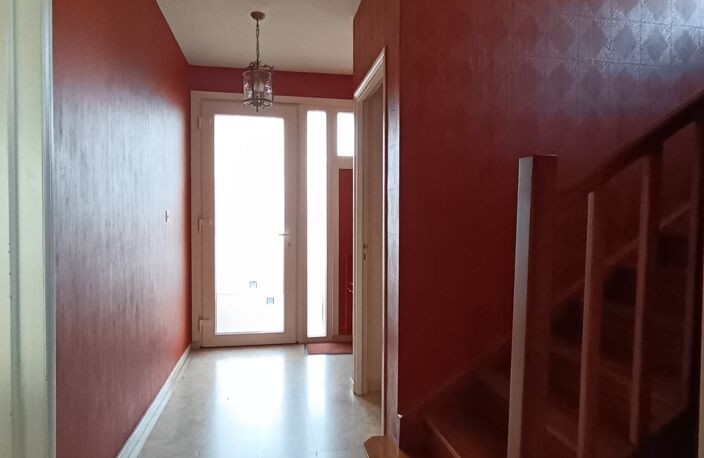 Vente Maison/villa 4 pièces — photo 4