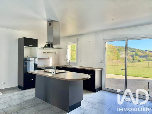 Vente Maison traditionnelle 5 pièces — photo du bien