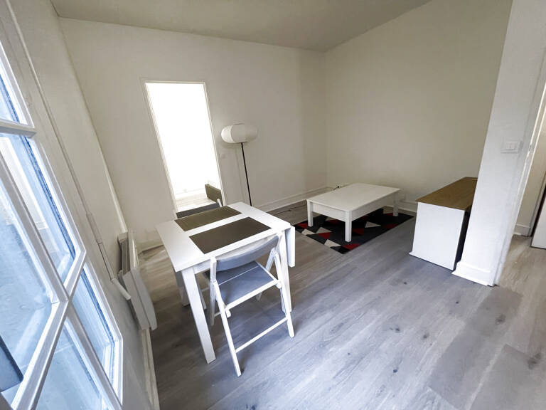 2P MEUBLE AVEC JARDIN/TERRASSE — photo 1