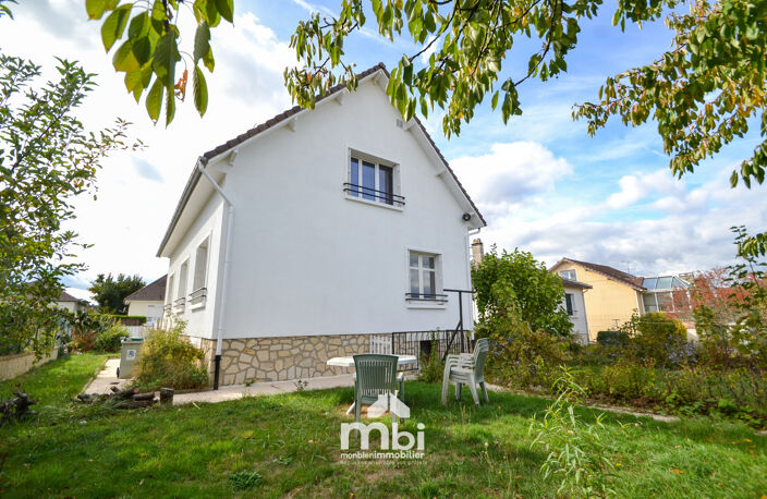 MAISON 140m2 -  5 CHAMBRES - SOUS SOL TOTAL — photo 2