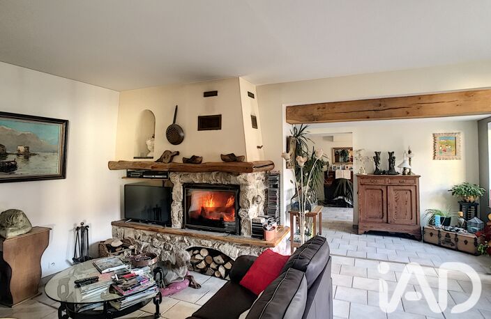 Vente Maison/villa 10 pièces — photo 3