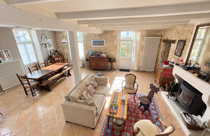 Le Gua - Maison en pierre avec patio et dépendances — photo 5