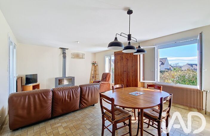 Vente Maison/villa 7 pièces — photo 2