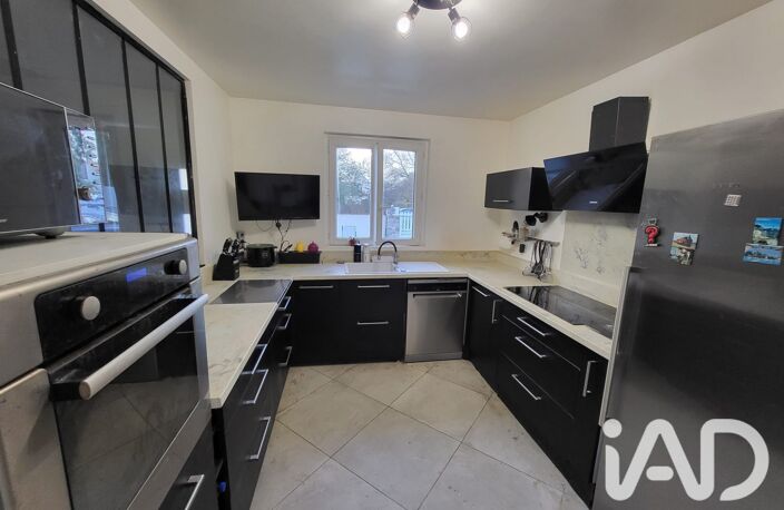 Vente Maison/villa 6 pièces — photo 2