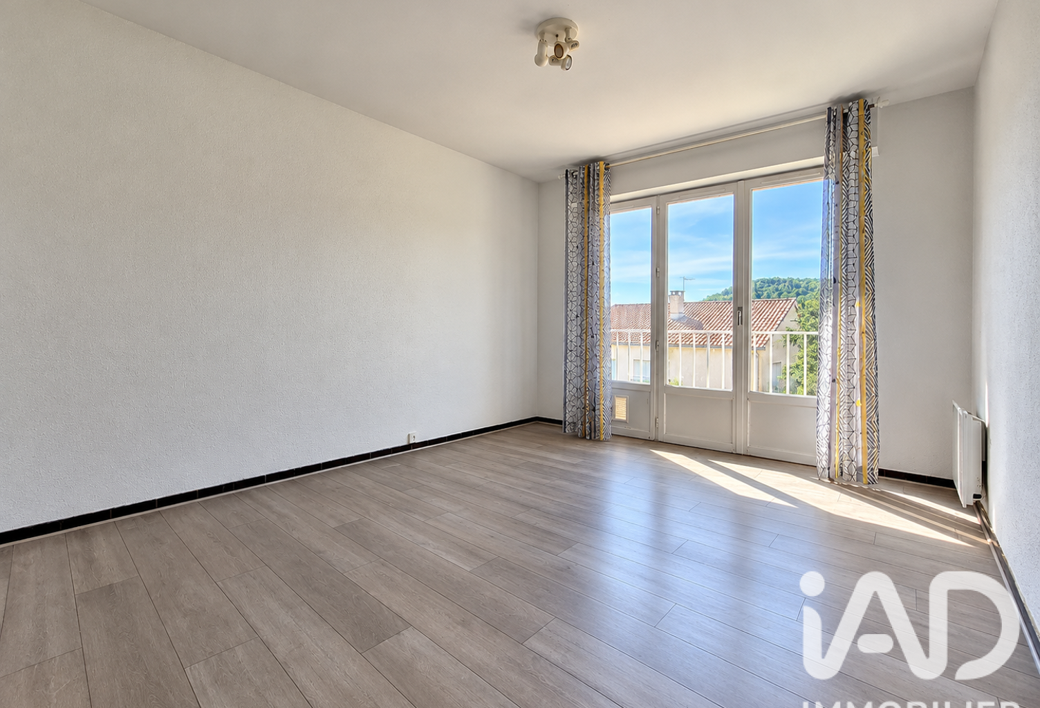 Vente Studio 1 pièce — photo 1