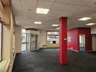 Local commercial — photo 3
