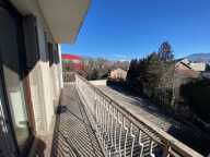 T1 proche Château Rouge & Château Bleu — photo 4