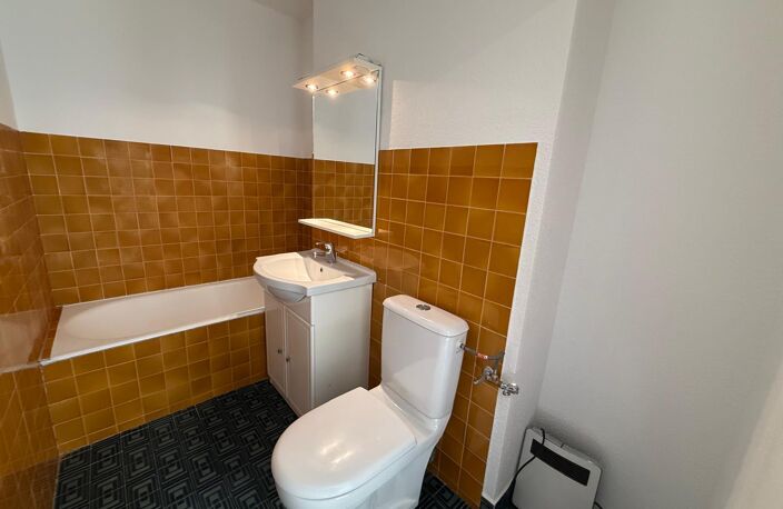 T1 — photo 3