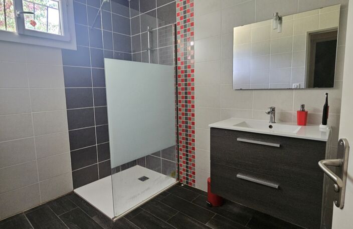Vente Maison/villa 7 pièces — photo 5