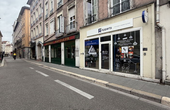 Local Commercial 60 m2 — photo 2