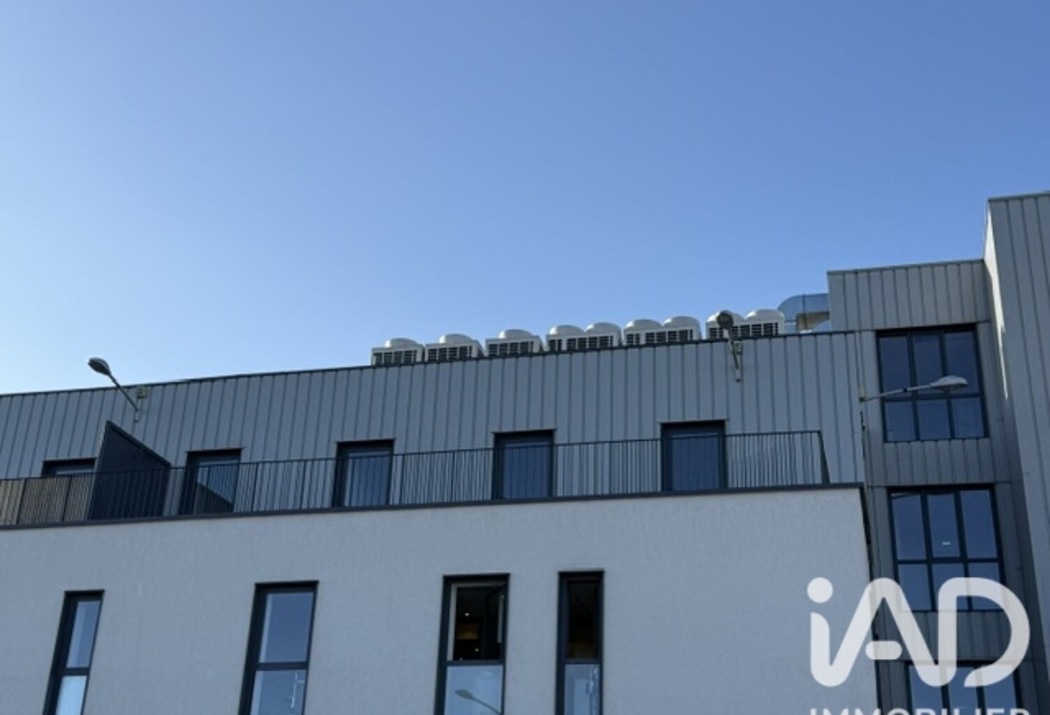 Vente Boutique/Local commercial 104 m&sup2; — photo 1