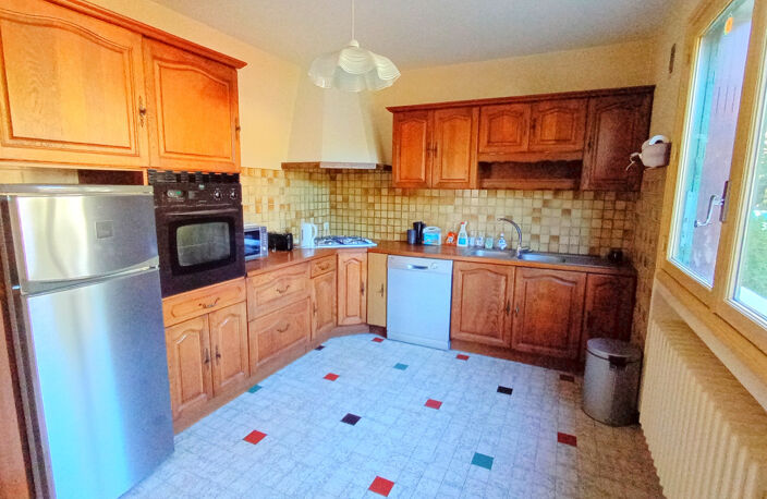 EXCLUSIVITE : SAINT-GALMIER MAISON SUR SOUS SOL AVEC GRAND G — photo 4