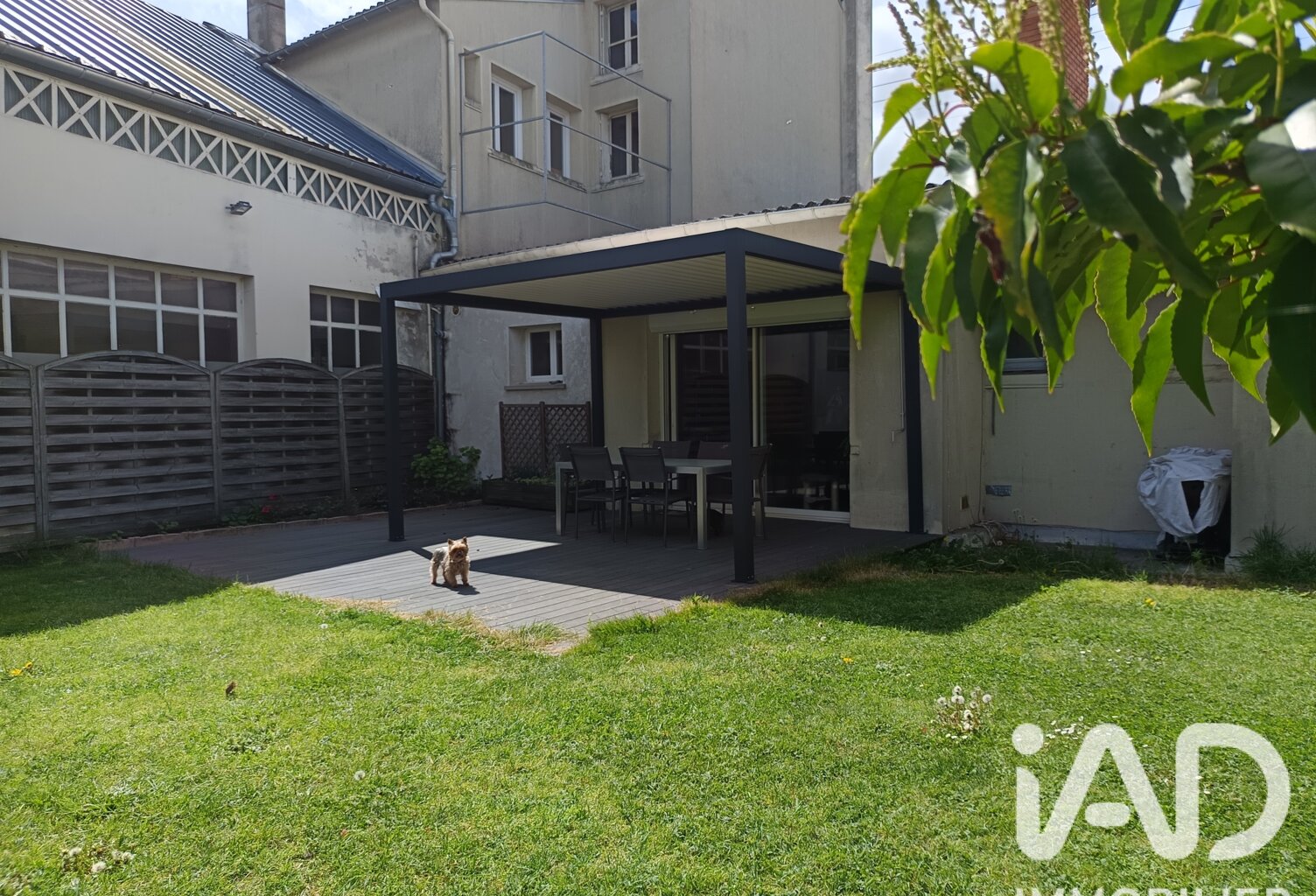 Vente Immeuble 355 m&sup2; — photo 1