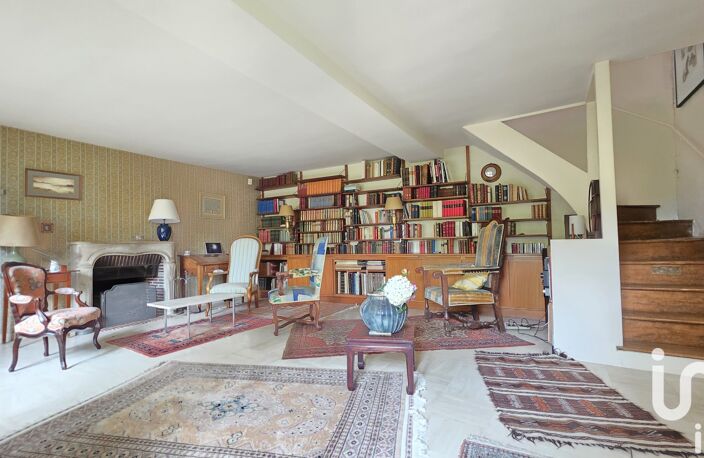Vente Maison/villa 13 pièces — photo 2
