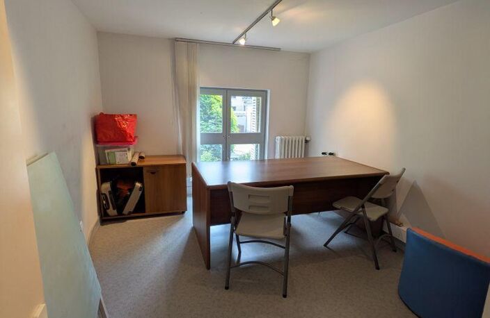 Location Bureaux 170 m&sup2; — photo 4