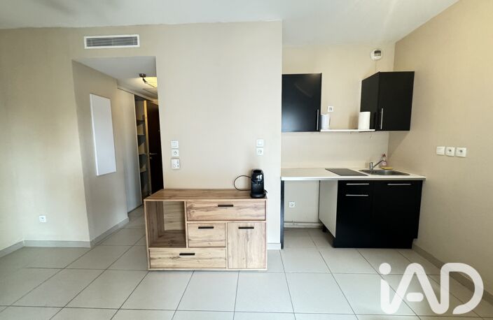 Location Appartement 1 pièce — photo 2