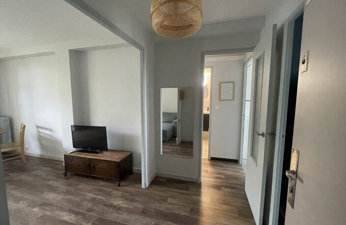 SALON Appartement 3 pièces-168 500 € (honoraires charge vendeur) — photo 2