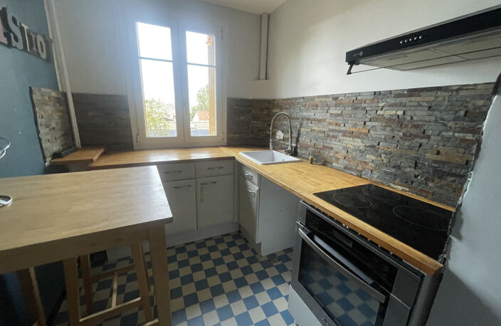 SALON Appartement 3 pièces-168 500 € (honoraires charge vendeur) — photo 4