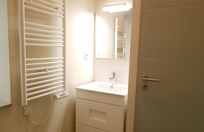 Nîmes, appartement T3 duplex — photo 4