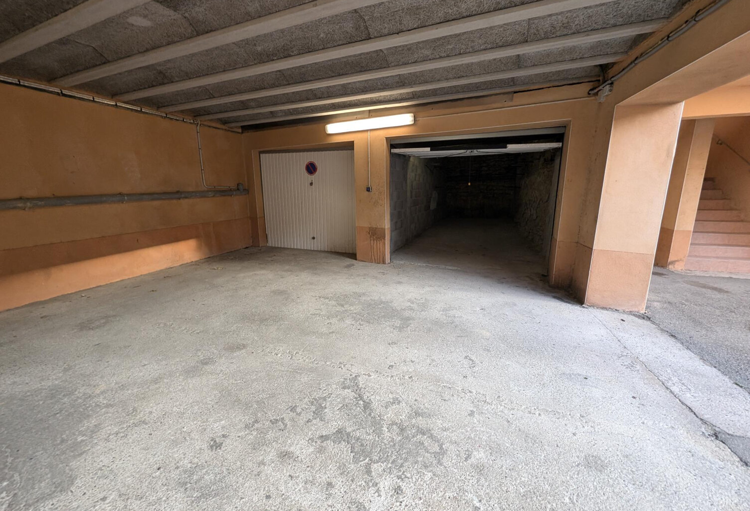 Garage Générac - A LOUER — photo 1