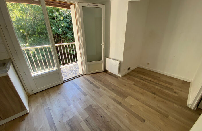 Studio avec terrasse privative - Saint Césaire — photo 2