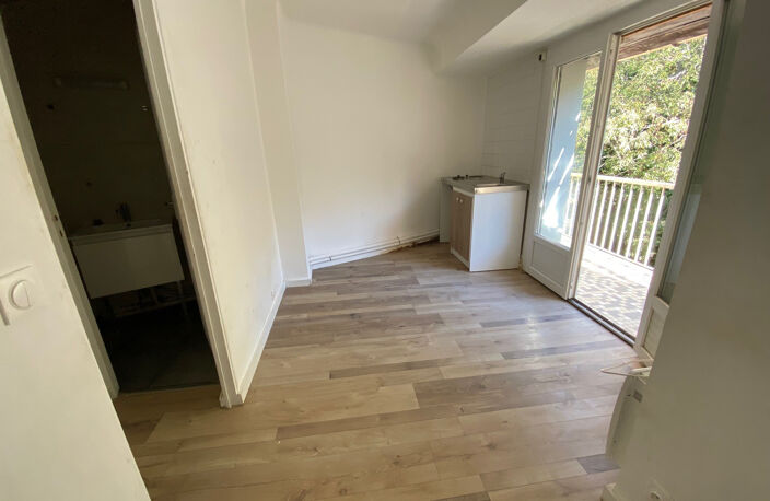 Studio avec terrasse privative - Saint Césaire — photo 3