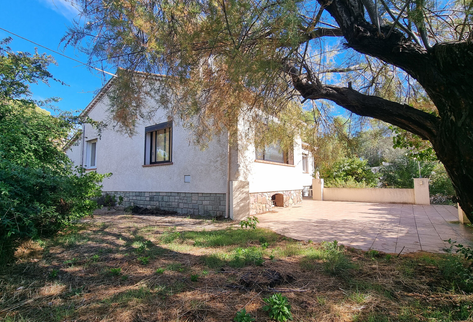 BOULOURIS   VILLA 5 PIÈCES DE PLAIN-PIED   CALME ABSOLU   BEAU POTENTIEL — photo 1