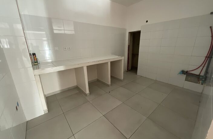 Local commercial — photo 4