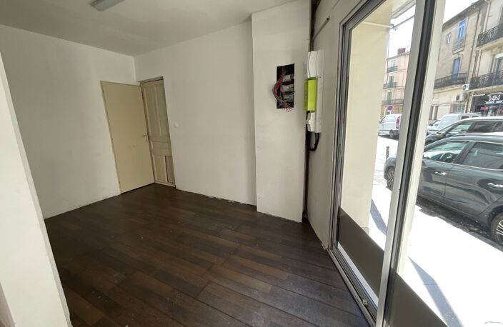 Local commercial — photo 5