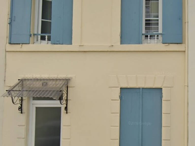Maison de ville avec cour (meublée) à louer à MARMANDE. — photo 1