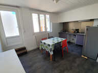 Maison de ville avec cour (meublée) à louer à MARMANDE. — photo 3