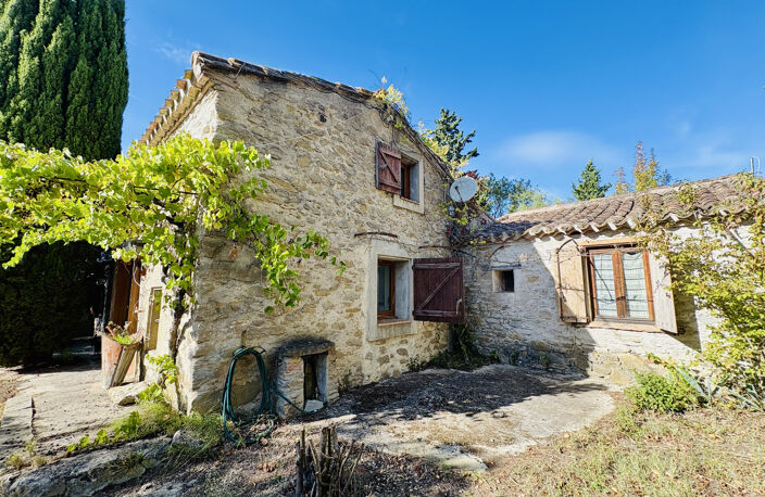 Propriété composée de 3 gîte et une habitation — photo 2