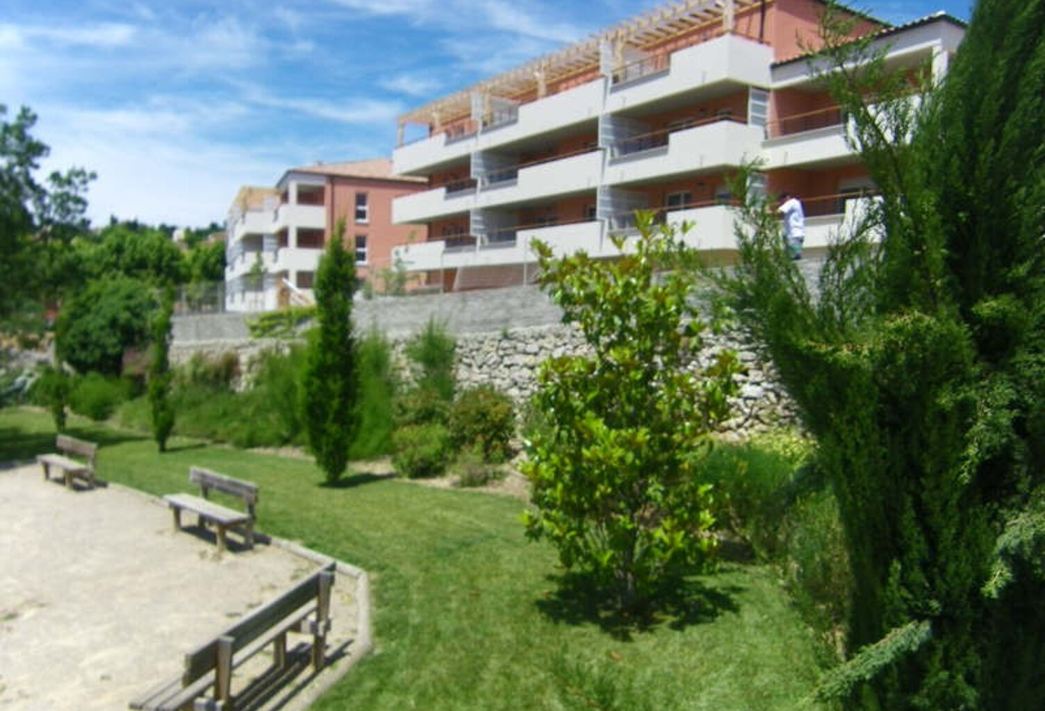 T2 RESIDENCE COSTEBELLE — photo 1