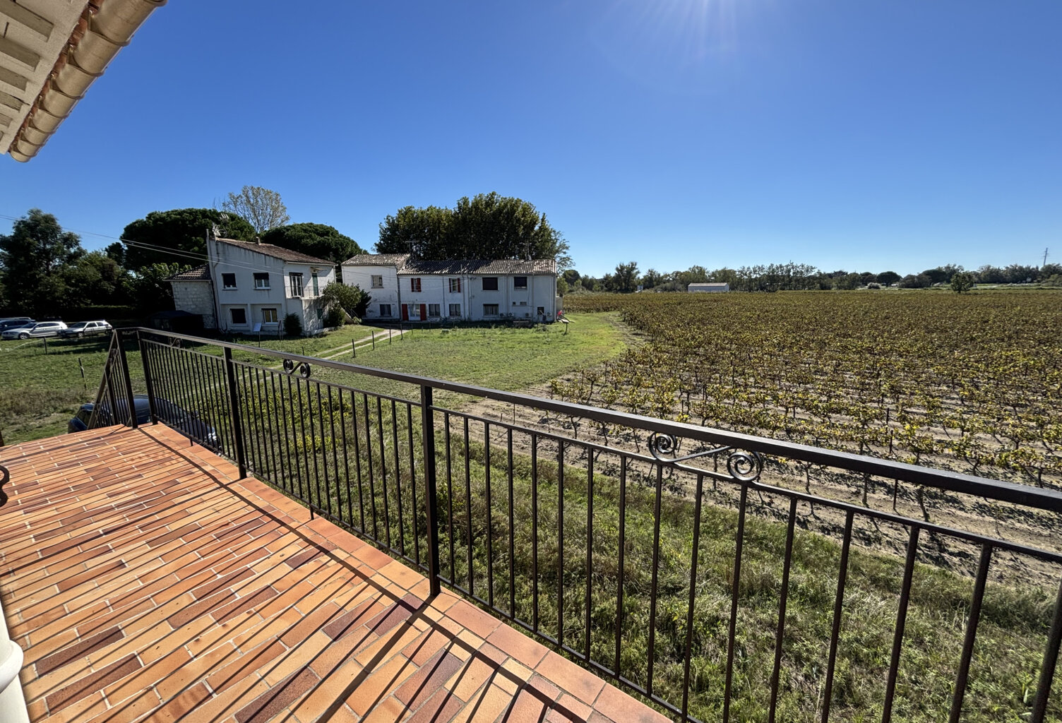 Aigues-Mortes, en campagne maison de type P3 avec garage — photo 1