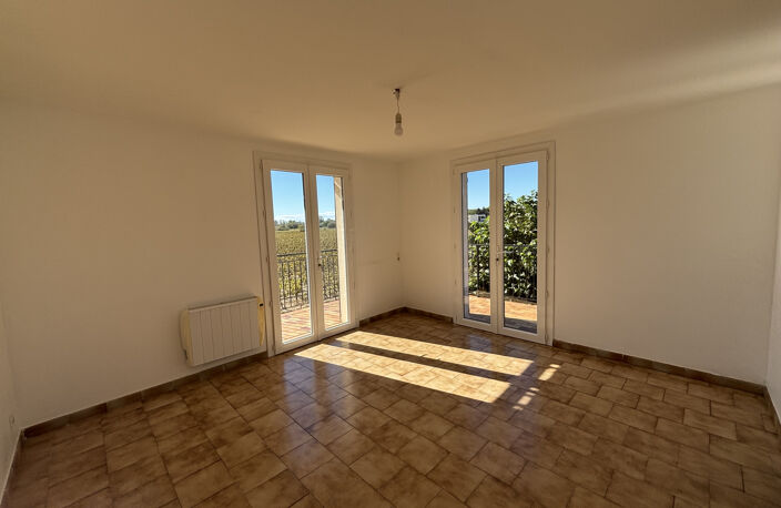 Aigues-Mortes, en campagne maison de type P3 avec garage — photo 5