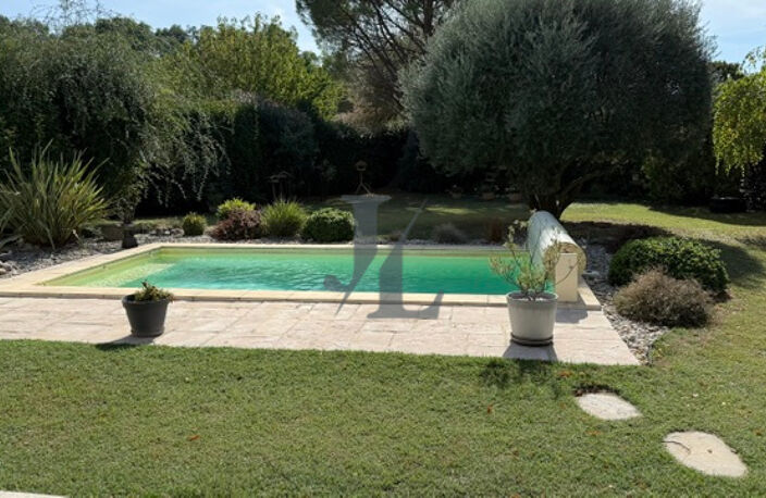VILLA D’EXCEPTION EN EXCLUSIVITÉ AVEC PISCINE ET JARDIN SANS VIS-À-VIS — photo 5