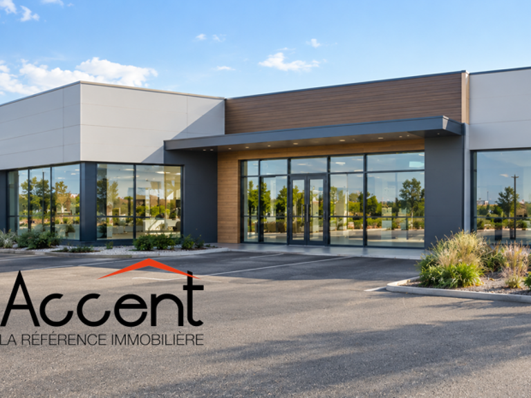 À VENDRE   LOCAL COMMERCIAL / PROFESSIONNEL DE 1 000 m2 ONET-LE-CHÂTEAU (12)   Zone commercia — photo 1