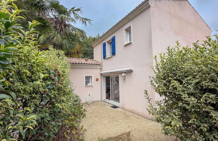LA PLAISANTE — photo 2