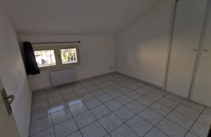 T3 avec garage proche hyper centre — photo 3