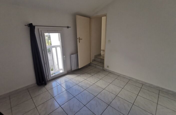 T3 avec garage proche hyper centre — photo 4