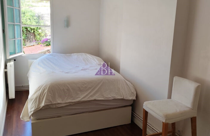 Appartement 3 pièces lumineux de 64 m2 en plein coeur de Hyè — photo 2
