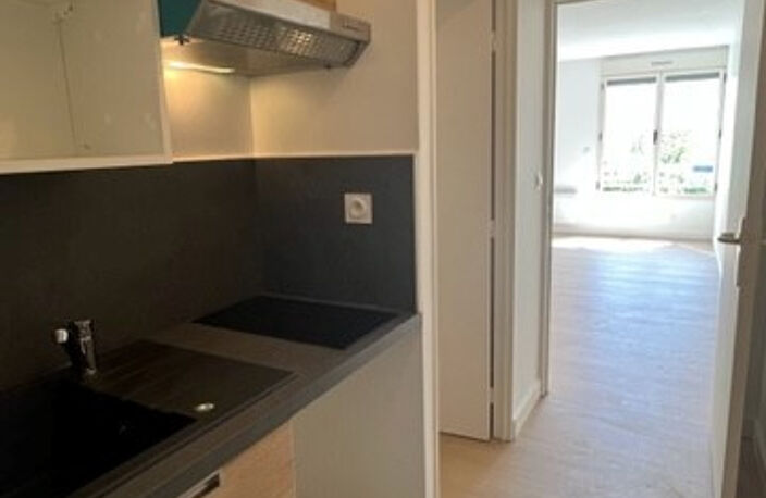 BORDEAUX SAINT-JEAN - APPARTEMENT T1 — photo 4