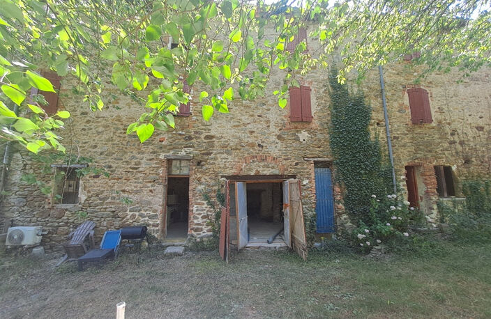 Cévennes : Rez-de-jardin 62 m2   Garage et caves — photo 3