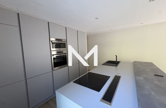CLAIX - T2 - RENOVÉ - CLIM - GARAGE — photo 2