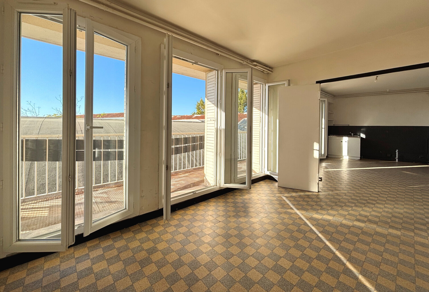 Marseille 4ème - T2 avec balcon dans immeuble semi-récent — photo 1