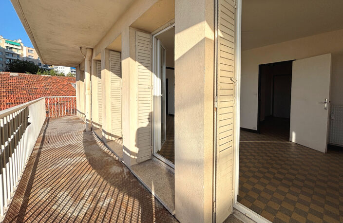 Marseille 4ème - T2 avec balcon dans immeuble semi-récent — photo 3