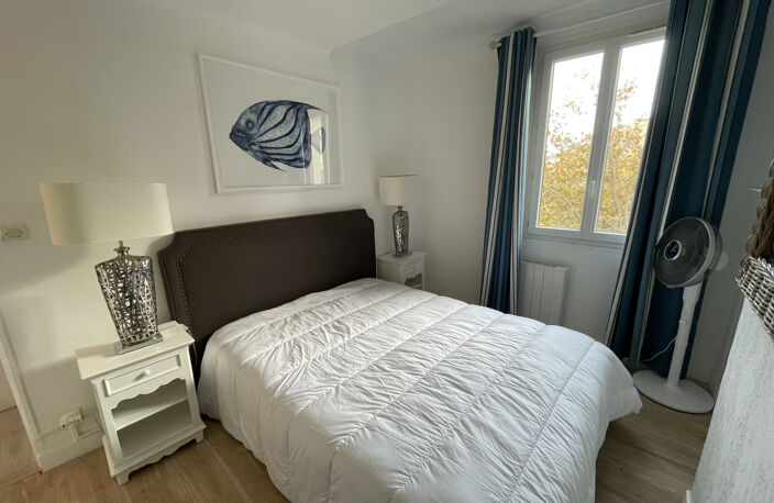 Très bel appartement meublé de 50m2 place de Lenche — photo 4