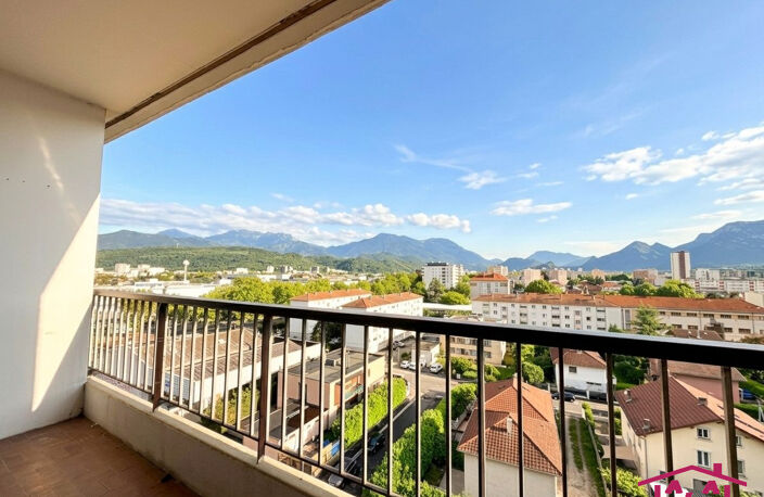 Appartement de standing au dernier étage avec ascenseur — photo 4