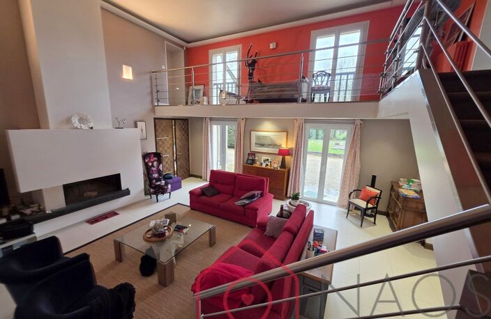 St Jean De Braye ensemble immobilier très atypique de 390m2 hab sur 1513m2 de terrain clos — photo 3
