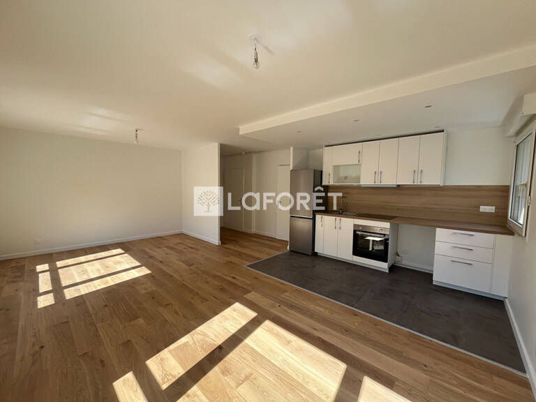 RARE T3 rénové QUARTIER SATHONAY  65.26 m2 — photo 1